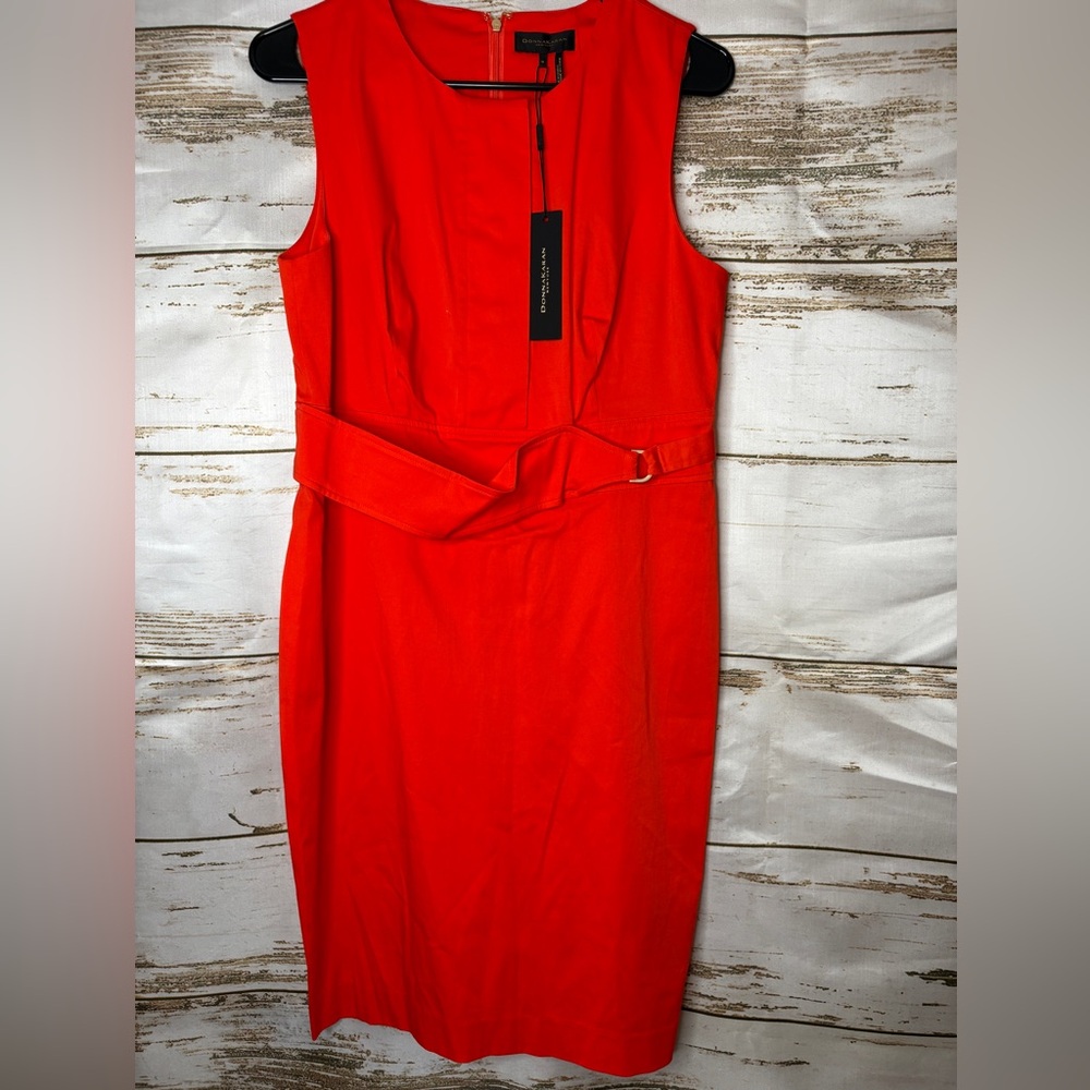 DONNA KARAN Belted Flare Dress, Crewneck, Sleeveless, Belted waist, Size 10